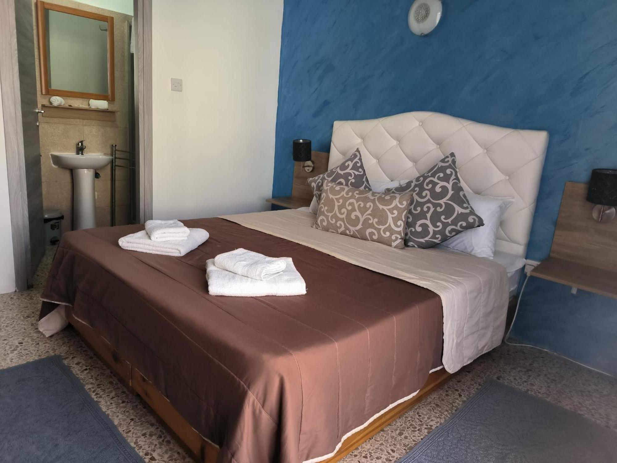 Tarona Guesthouse St. Paul's Bay Buitenkant foto