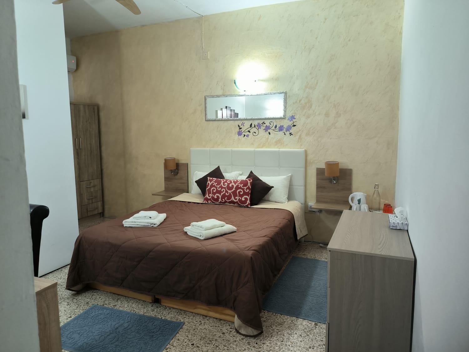 Tarona Guesthouse St. Paul's Bay Buitenkant foto